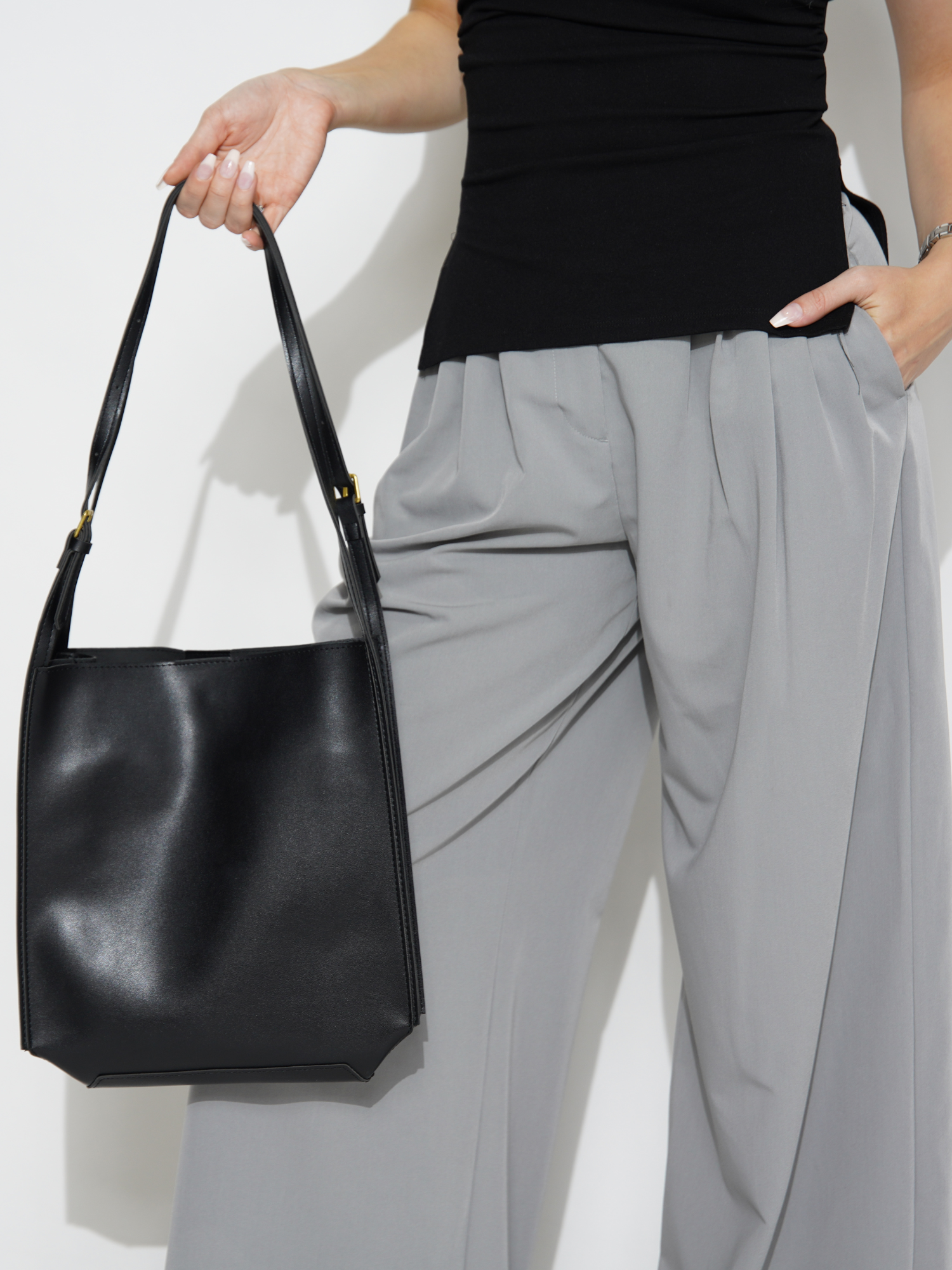 Everyday Elegance Shoulder Bag | Gwyneira