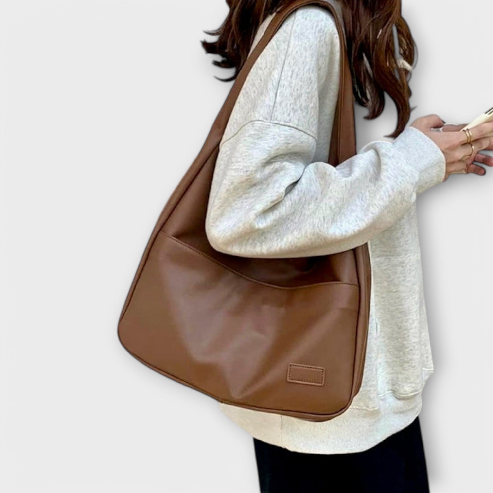 Women's Chic Shoulder Bag – Everyday Style | Vespera