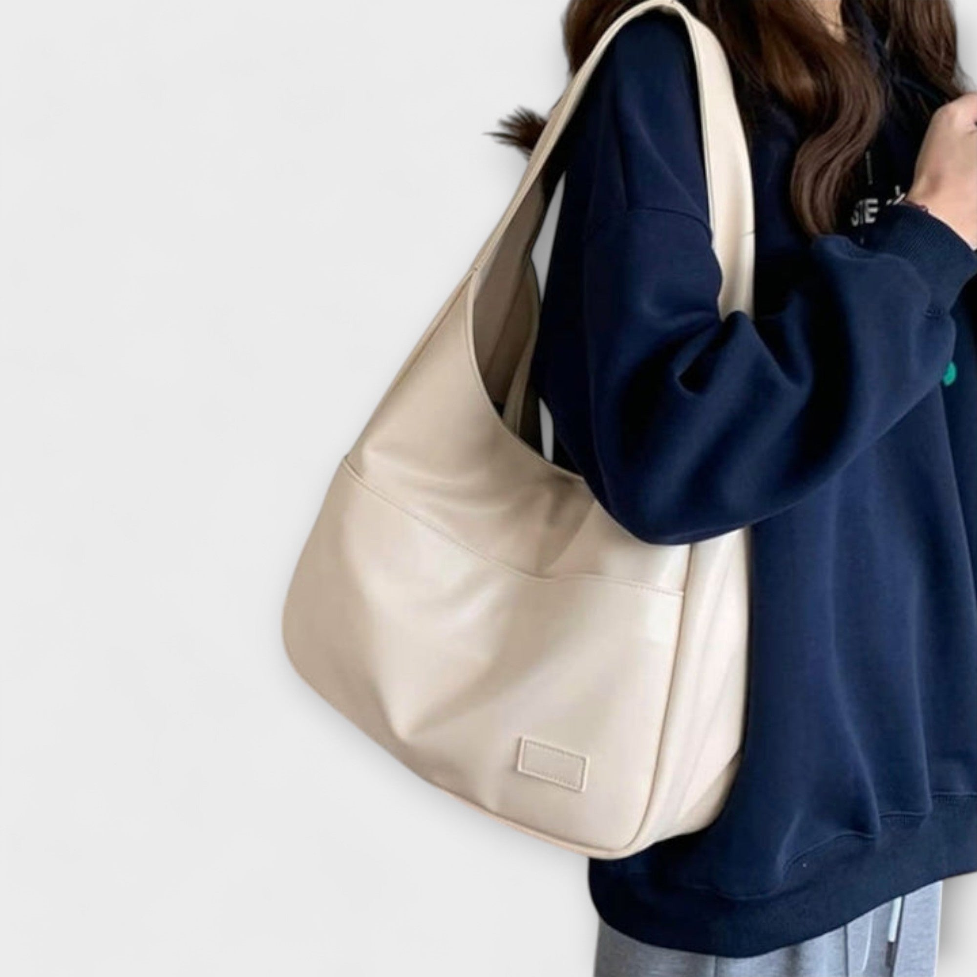 Women's Chic Shoulder Bag – Everyday Style | Vespera