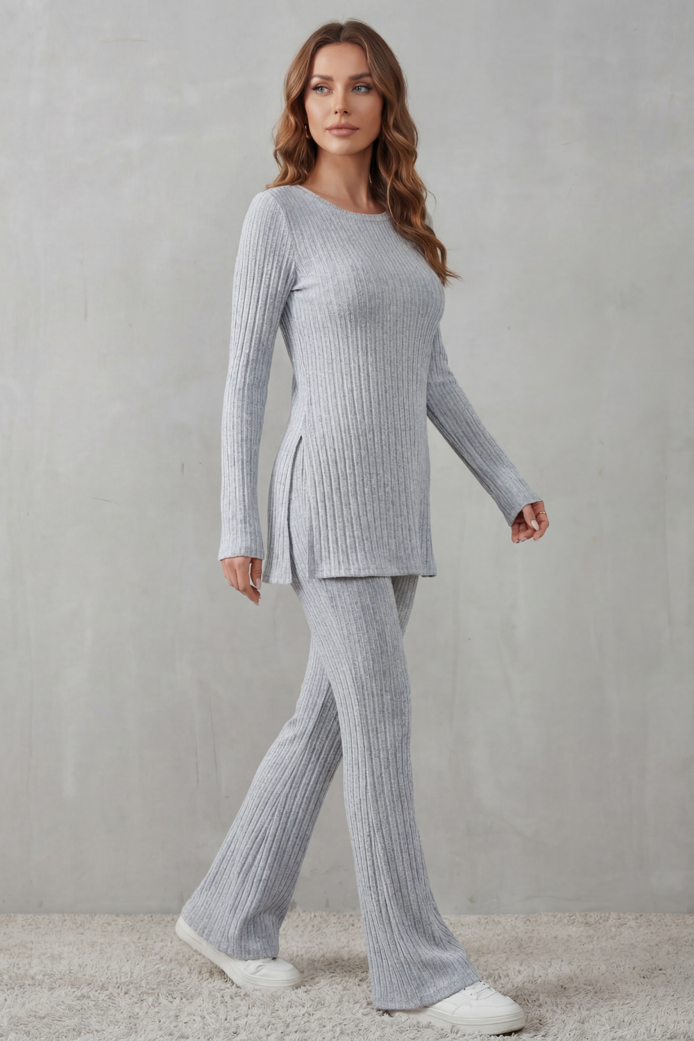 Back view of the ribbed longline tunic top and flared pants set