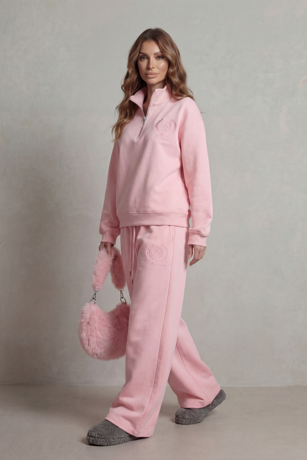 Back view of the dropped-shoulder sweatshirt and pants set