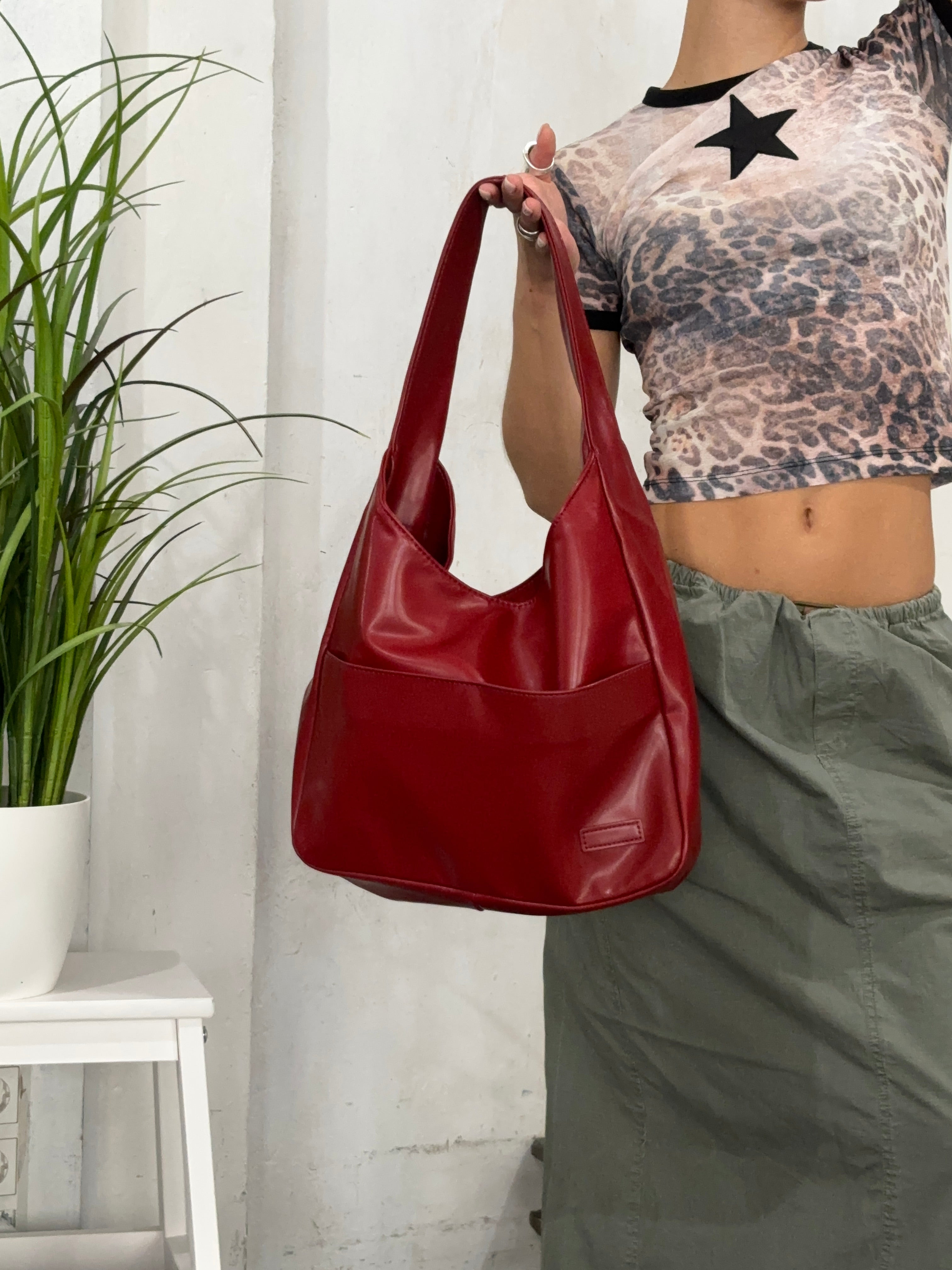 Daily Zip Bag | Zara