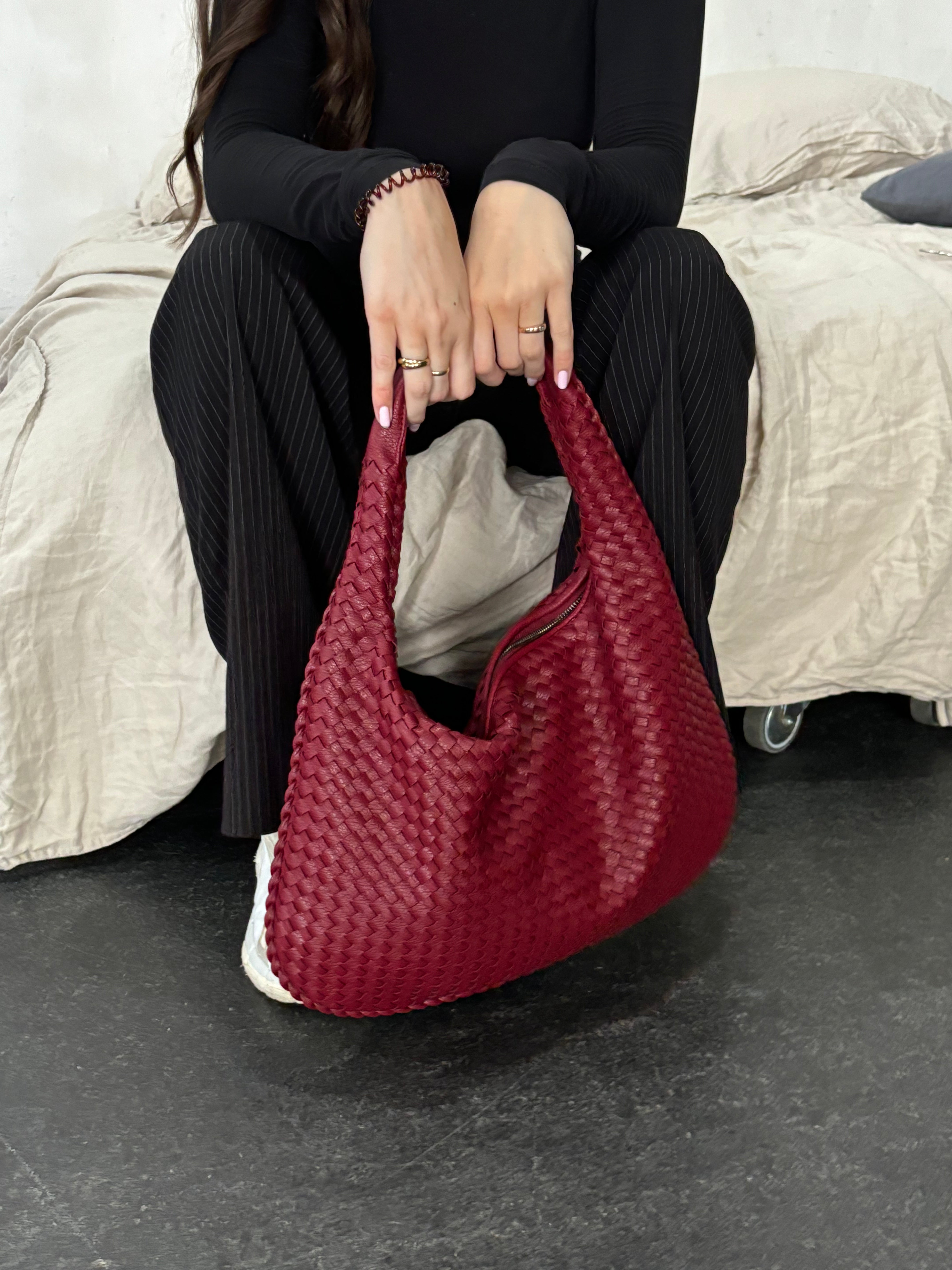 One-Shoulder Chic Bag | Samara