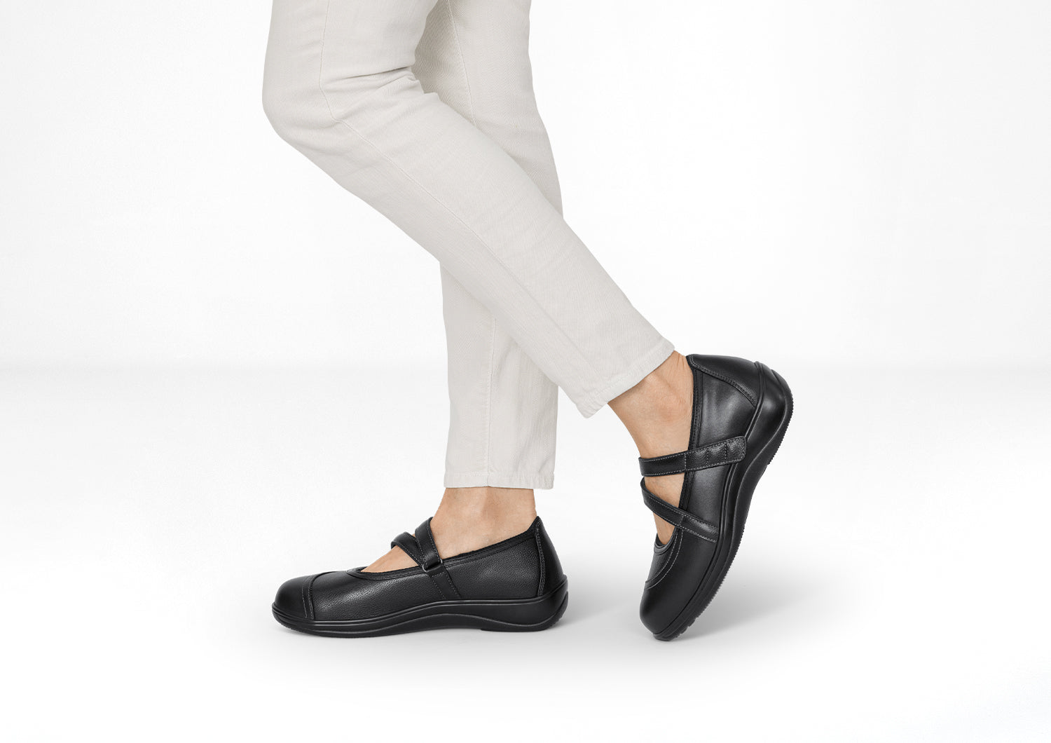 Women's Classic Black Leather Mary Jane Flats - Celina