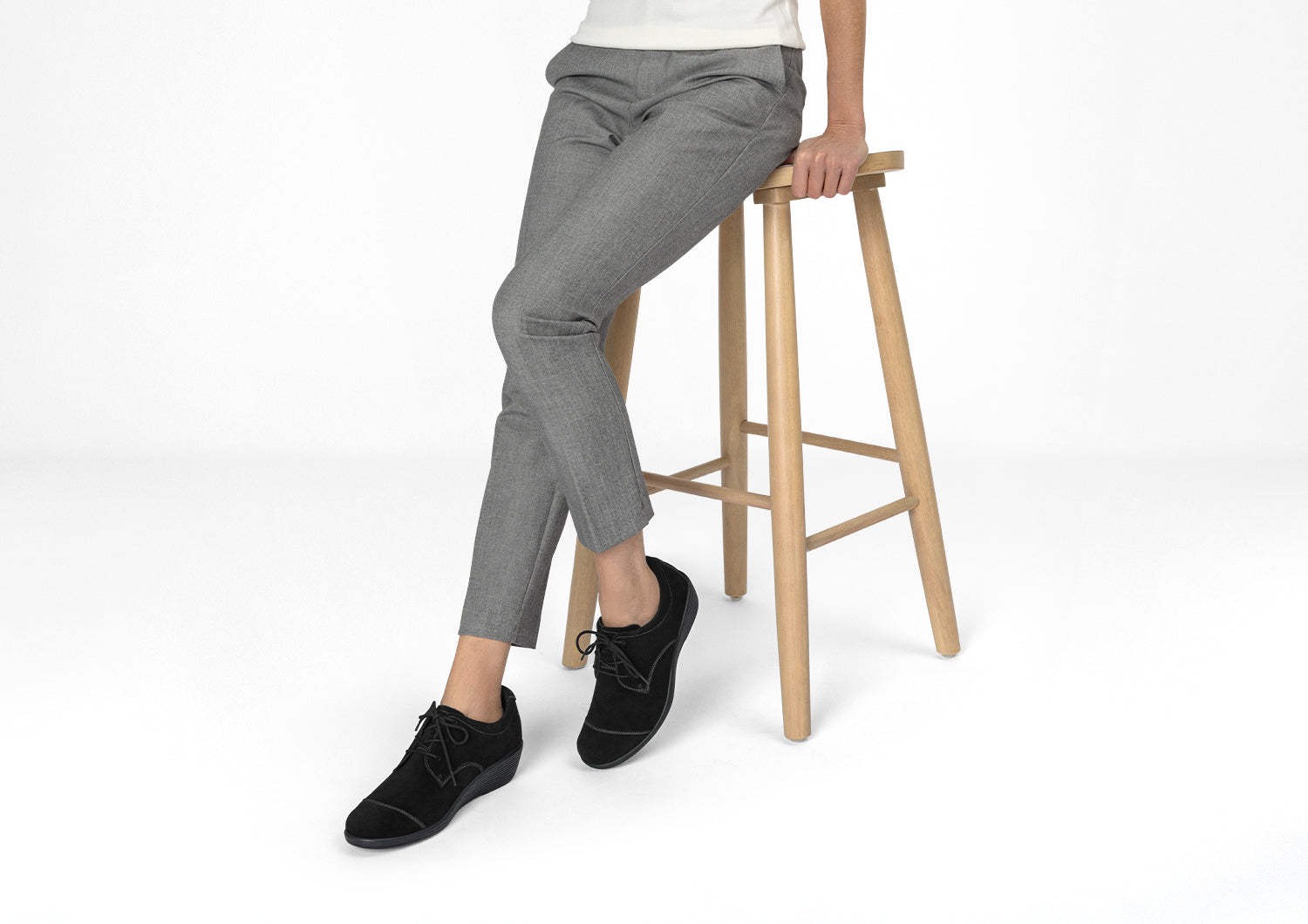 Women's Water-Repellent Leather Wedge Flats in Classic Black - Eleanor