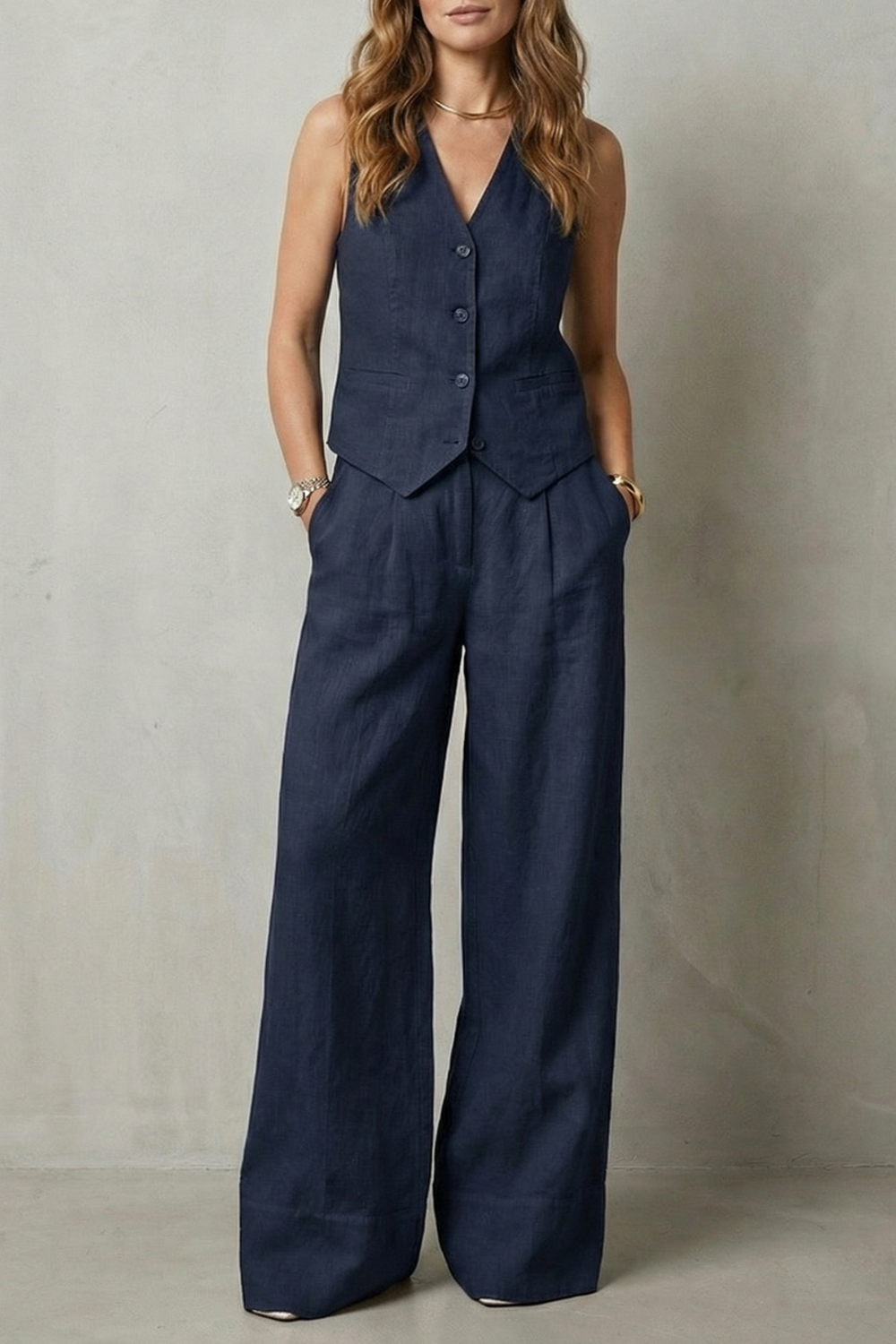 Close-up of the sleeveless vest neckline and shoulder seams