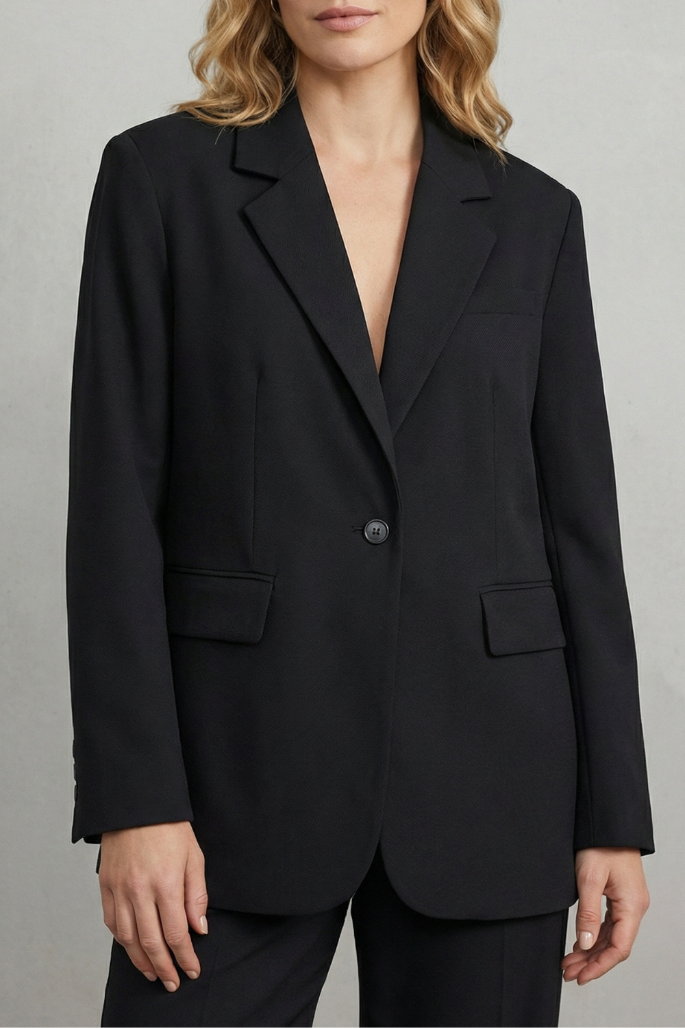Women's Oversized Tailored Blazer - Verdelle