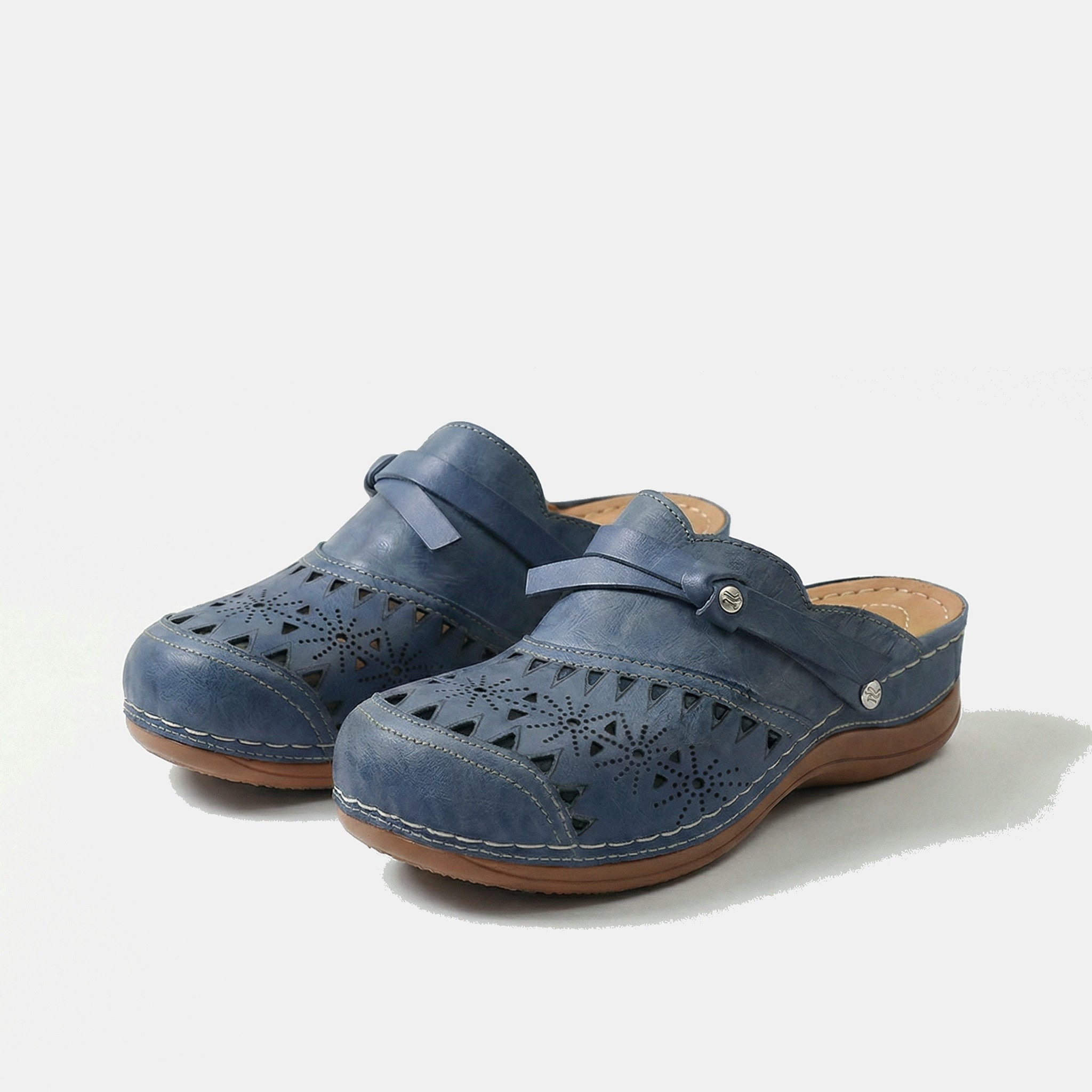 Women's Cozy Everyday Clogs - Lyla