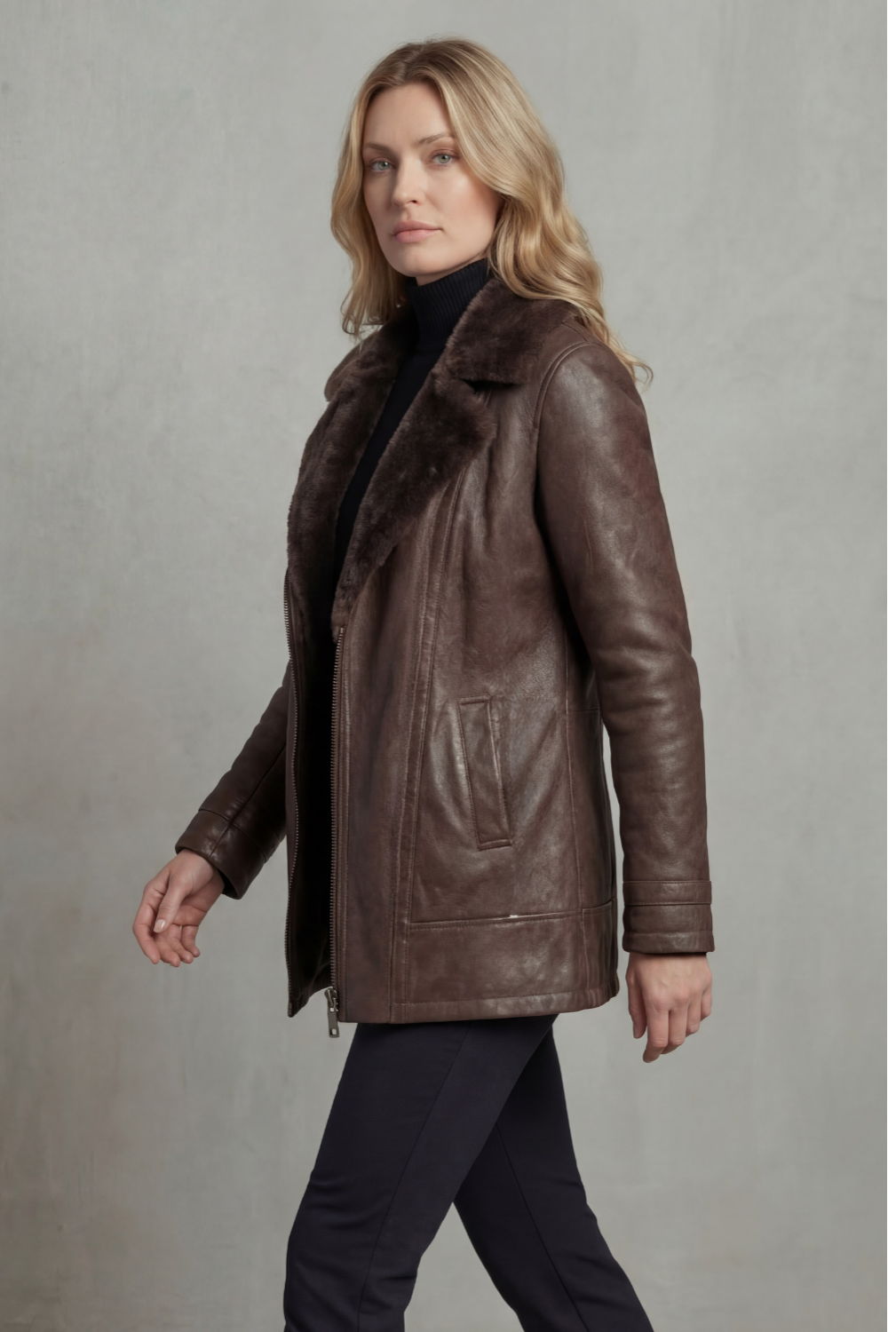 Women's Luxurious Shearling-Lined Leather Jacket - Ravella