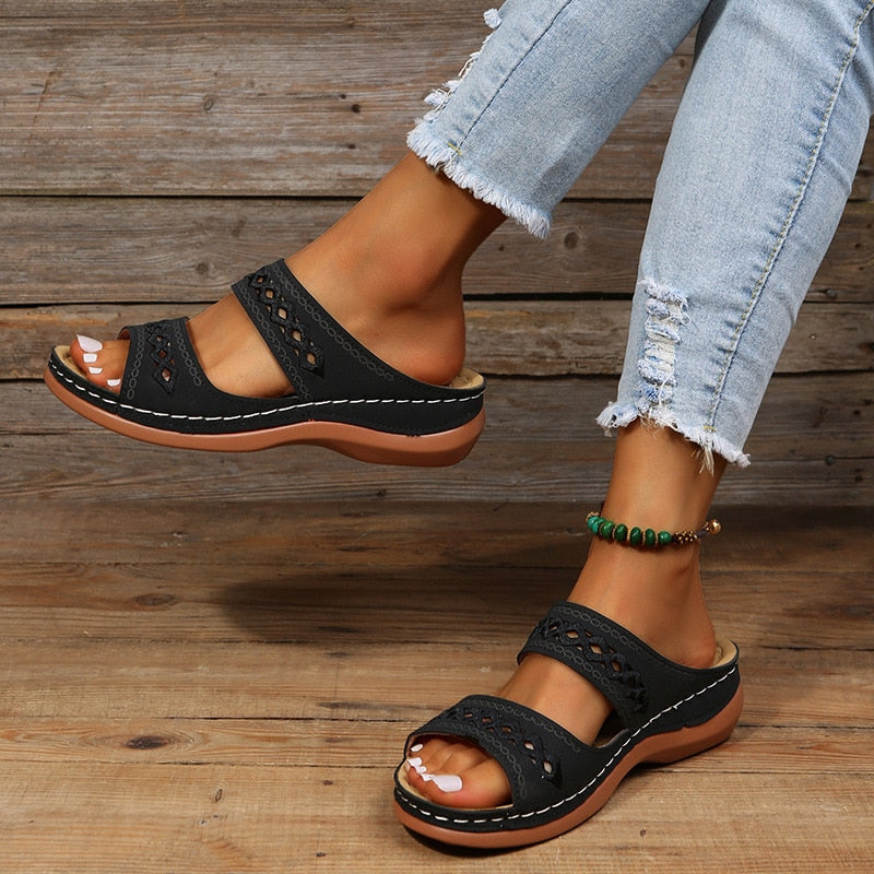 Women's Cushioned Comfort Sandals - Monta