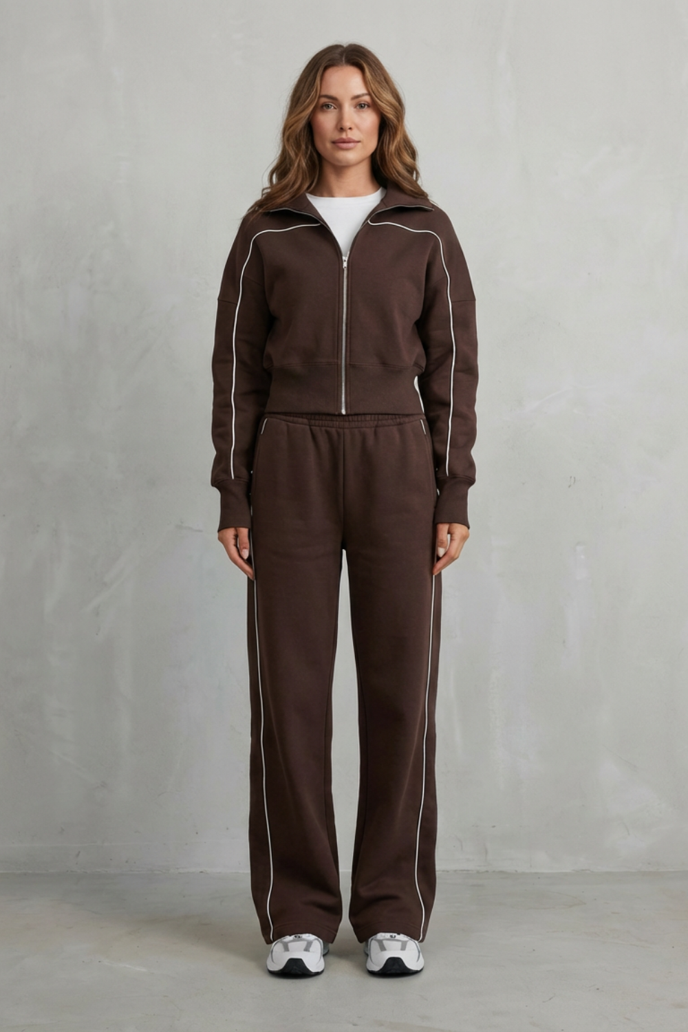 Side view of the Savina zip-up jacket and wide-leg pants set