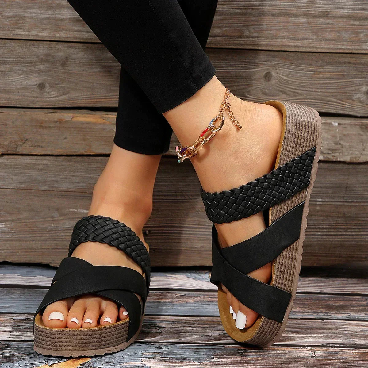 Women's Chic Cozy Comfort Sandals - Nikki