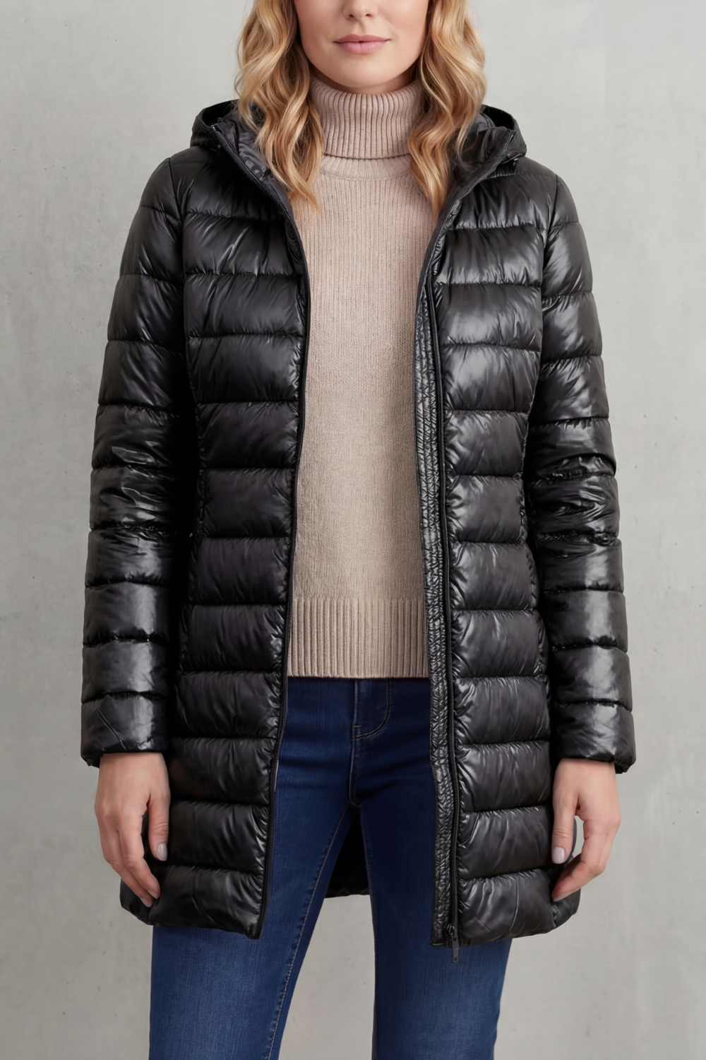 Women's Ultra-Lightweight Hooded Down Jacket for Cozy Warmth - Serelune
