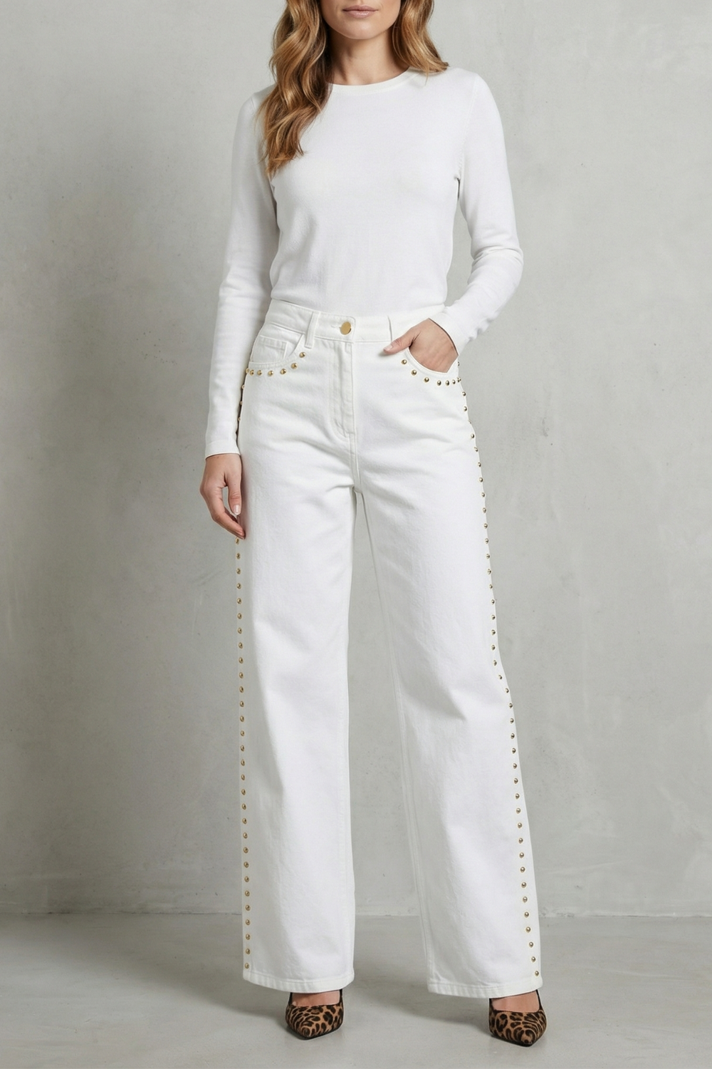Women's High Rise Straight Leg Jeans in White - Porcelline