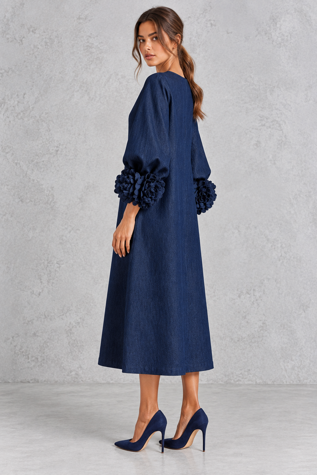 Women's 3D floral lantern sleeve maxi dress with a relaxed A-line silhouette for fall events.