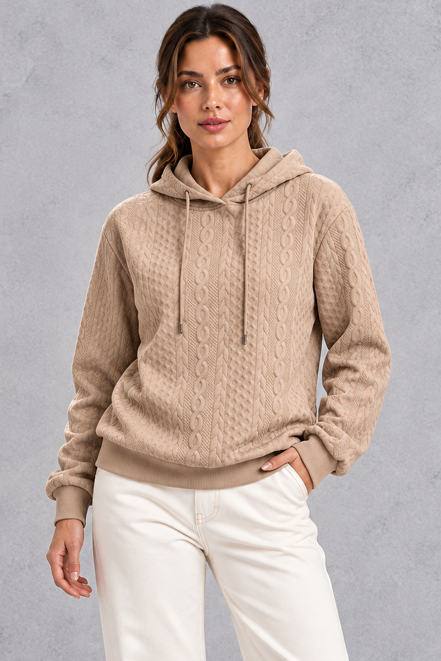 Cable knit hoodie in red