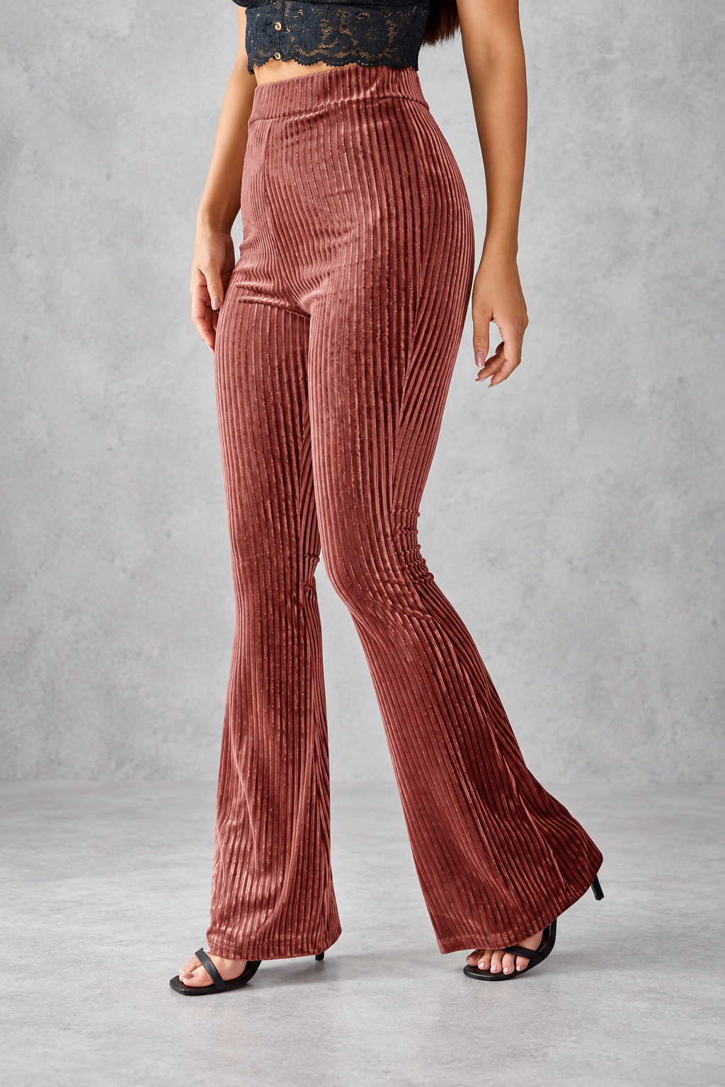 Women's Velvet-Look Flared Pants – Pink