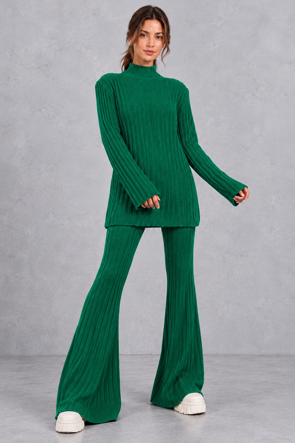 Women's Ribbed Turtleneck & Flared Pants Set – Green