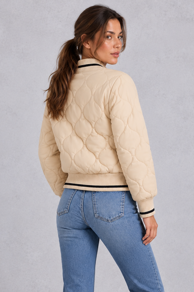High ribbed collar with contrast stripe detail