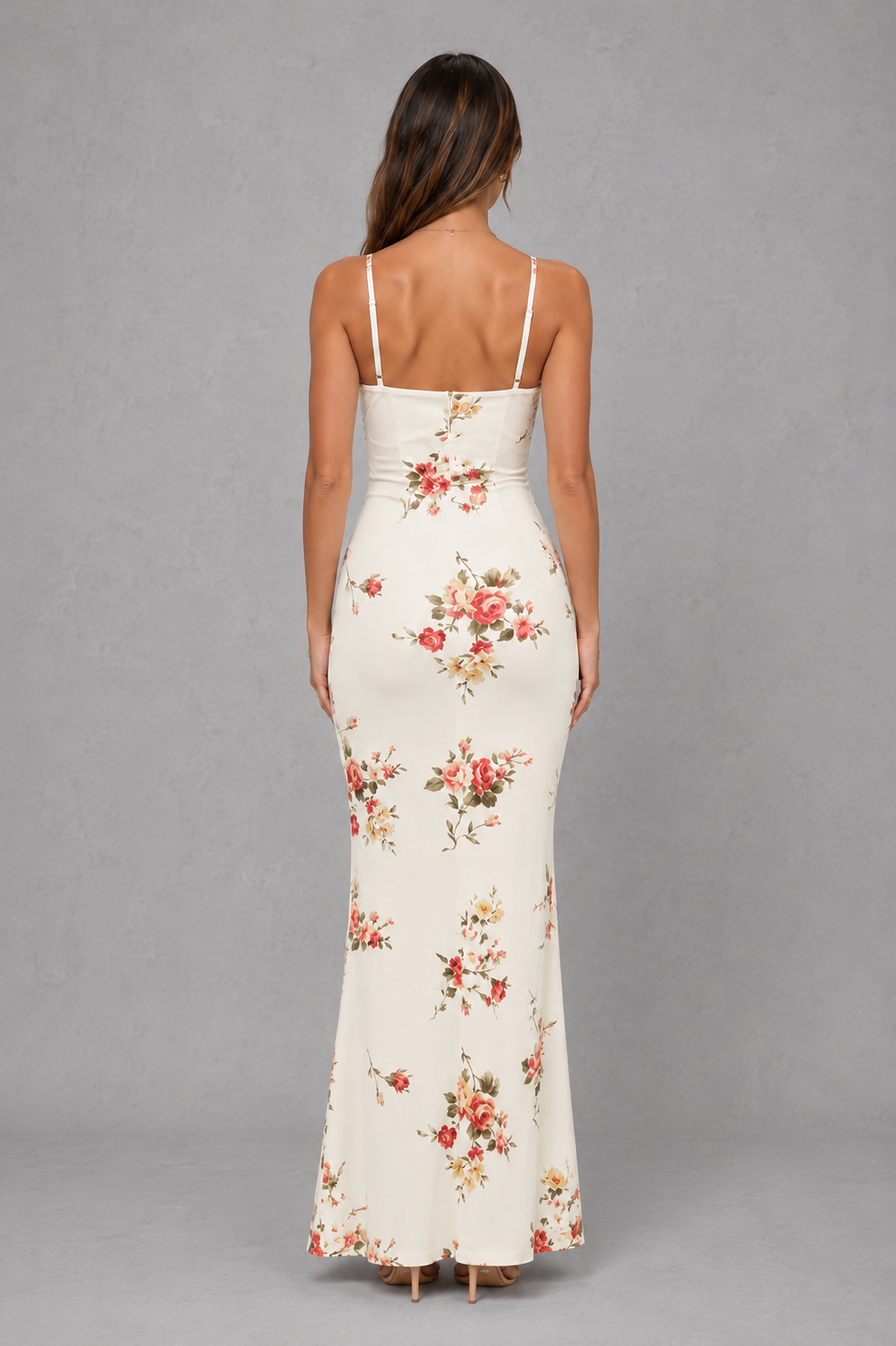 Women’s floral satin-feel maxi dress with adjustable shoulder straps, romantic floral print and a slim flowing full-length silhouette.