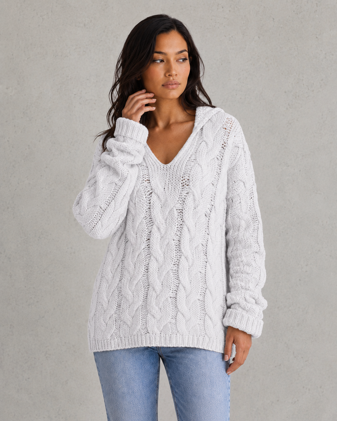 Women's oversized lightweight hoodie sweatshirt in a relaxed fit, featuring a soft fabric finish and casual urban styling for everyday comfort.