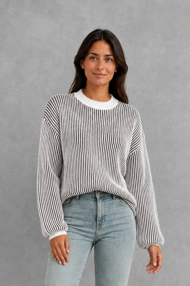 Women’s gray striped crew neck sweater with long sleeves, relaxed dropped shoulders and a cozy thick-knit silhouette for everyday wear.
