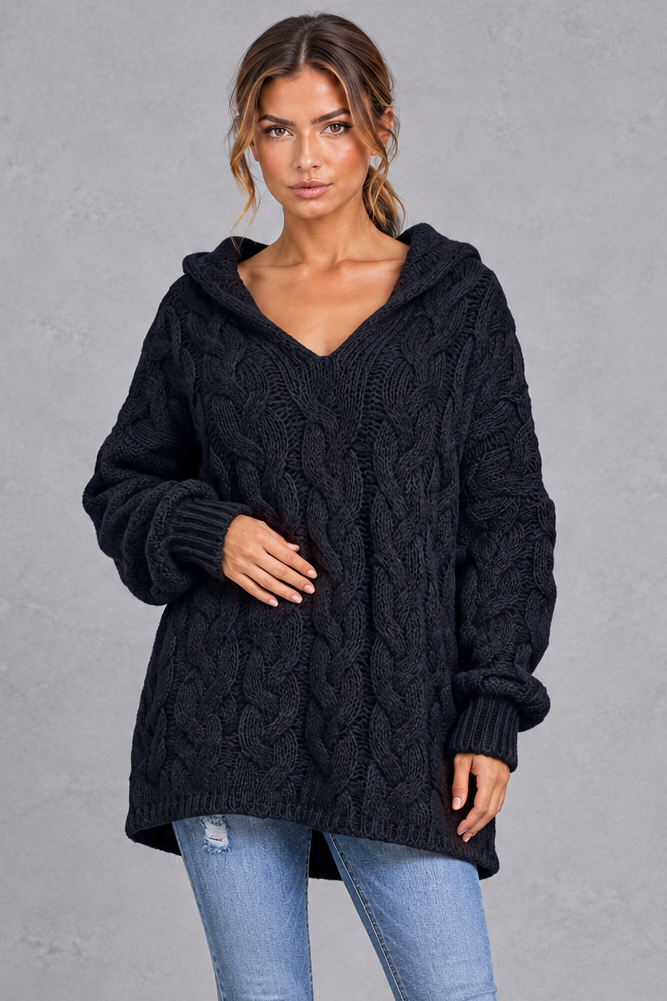 Cable knit hooded sweater in ivory