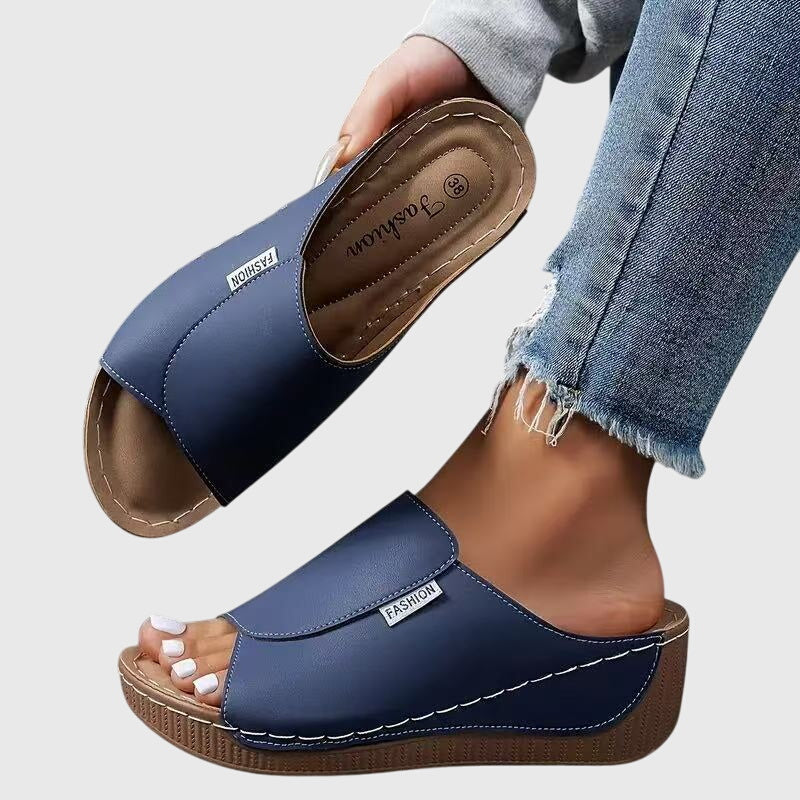 Women’s arch support sandals with cushioned footbed and straps