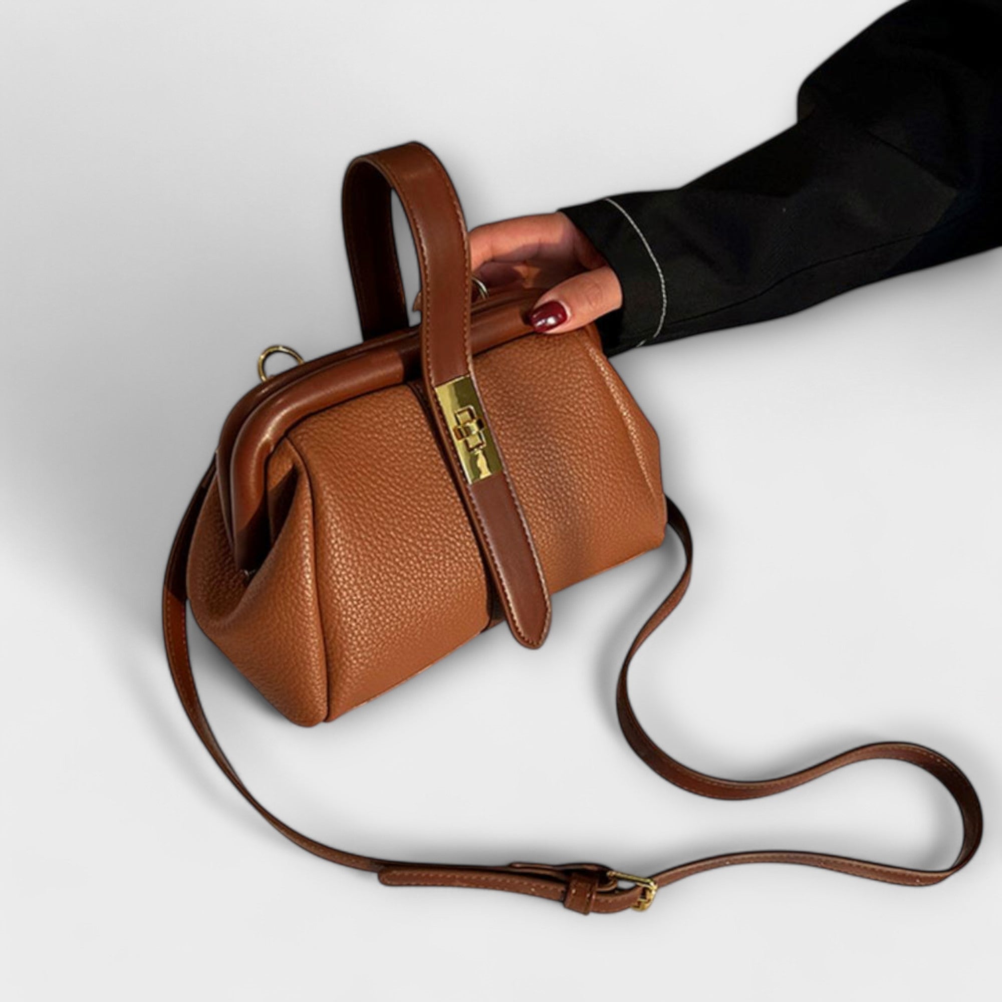 Women's Retro Crossbody Bag – Vintage Style | Maelis