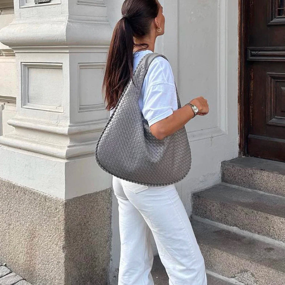 Textured Handbag | Amalia
