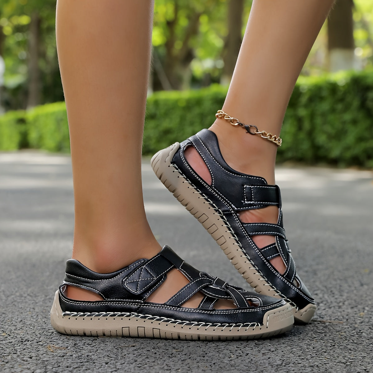 Women's Breezy Summer Sandals - Sola