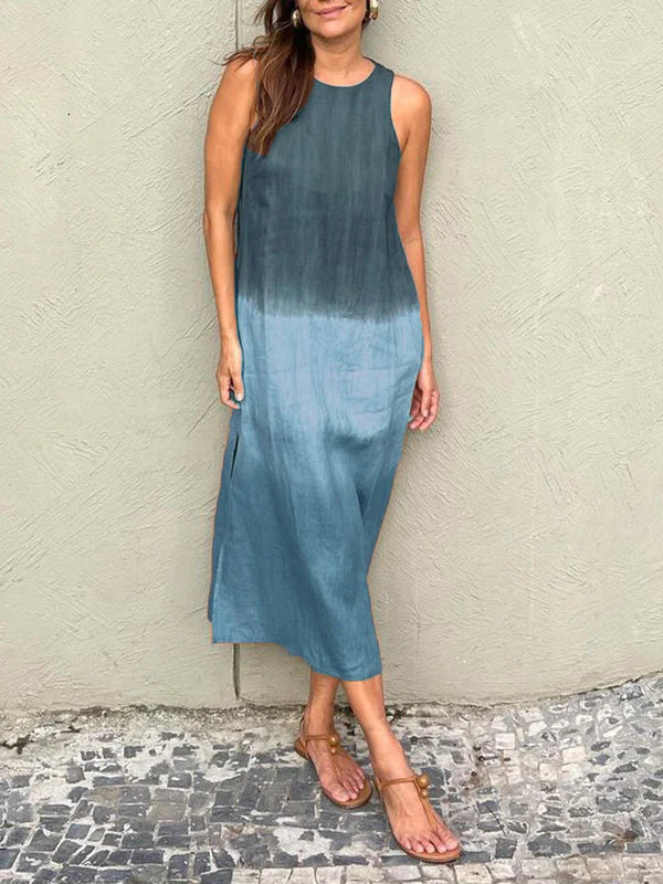 Women’s printed maxi dress with relaxed fit and flowing silhouette.