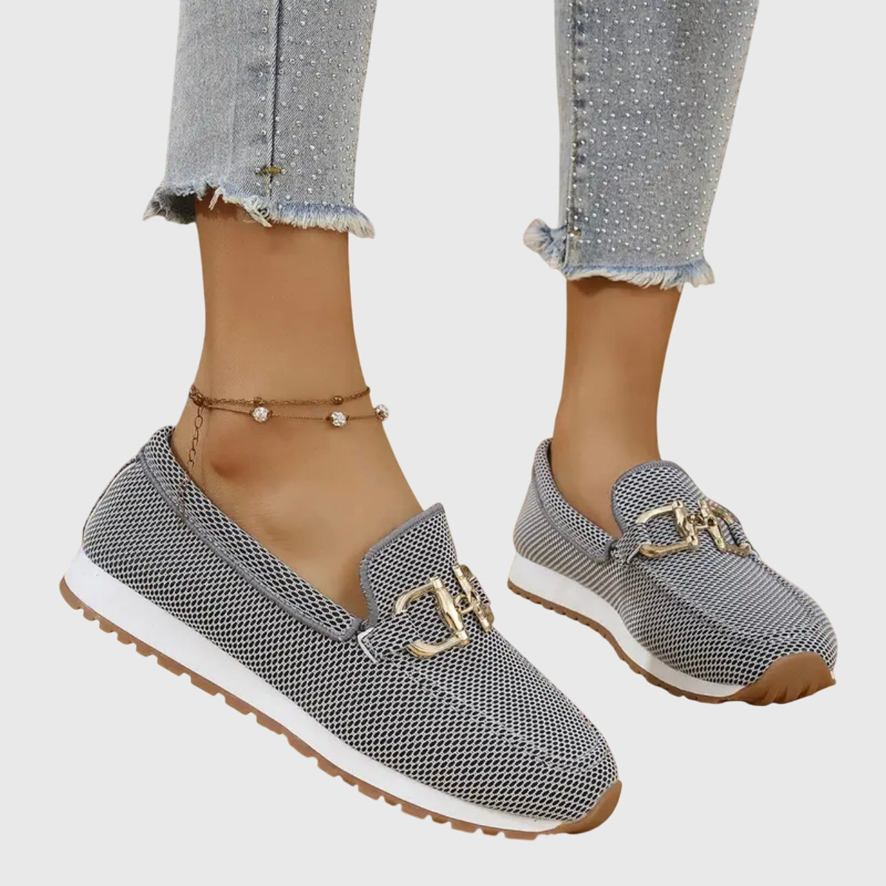Women’s summer loafer sneakers with cushioned insole, slip-on design, and subtle gold detail for comfortable everyday wear.