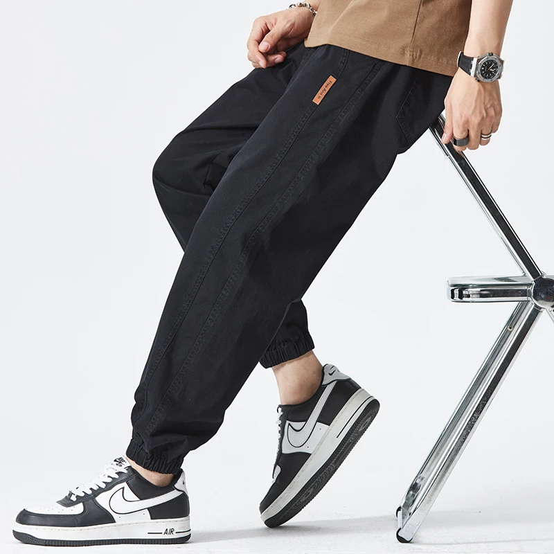Men's 100% cotton joggers with elastic waistband and ankle cuffs