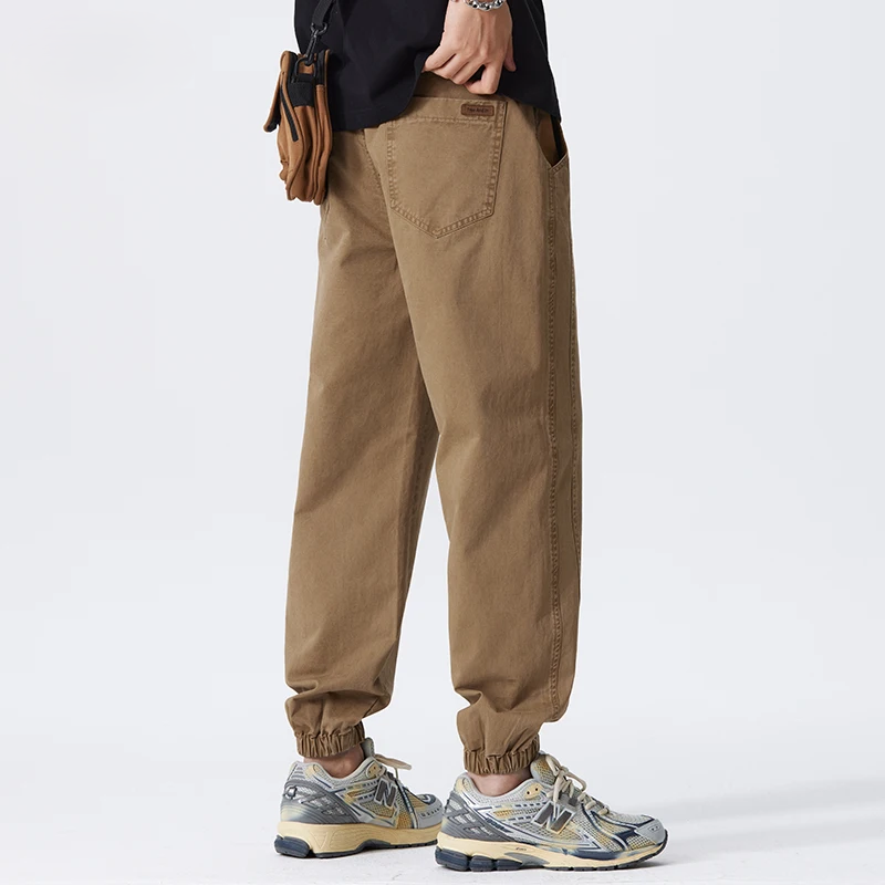 Men's 100% cotton joggers with elastic waistband and ankle cuffs