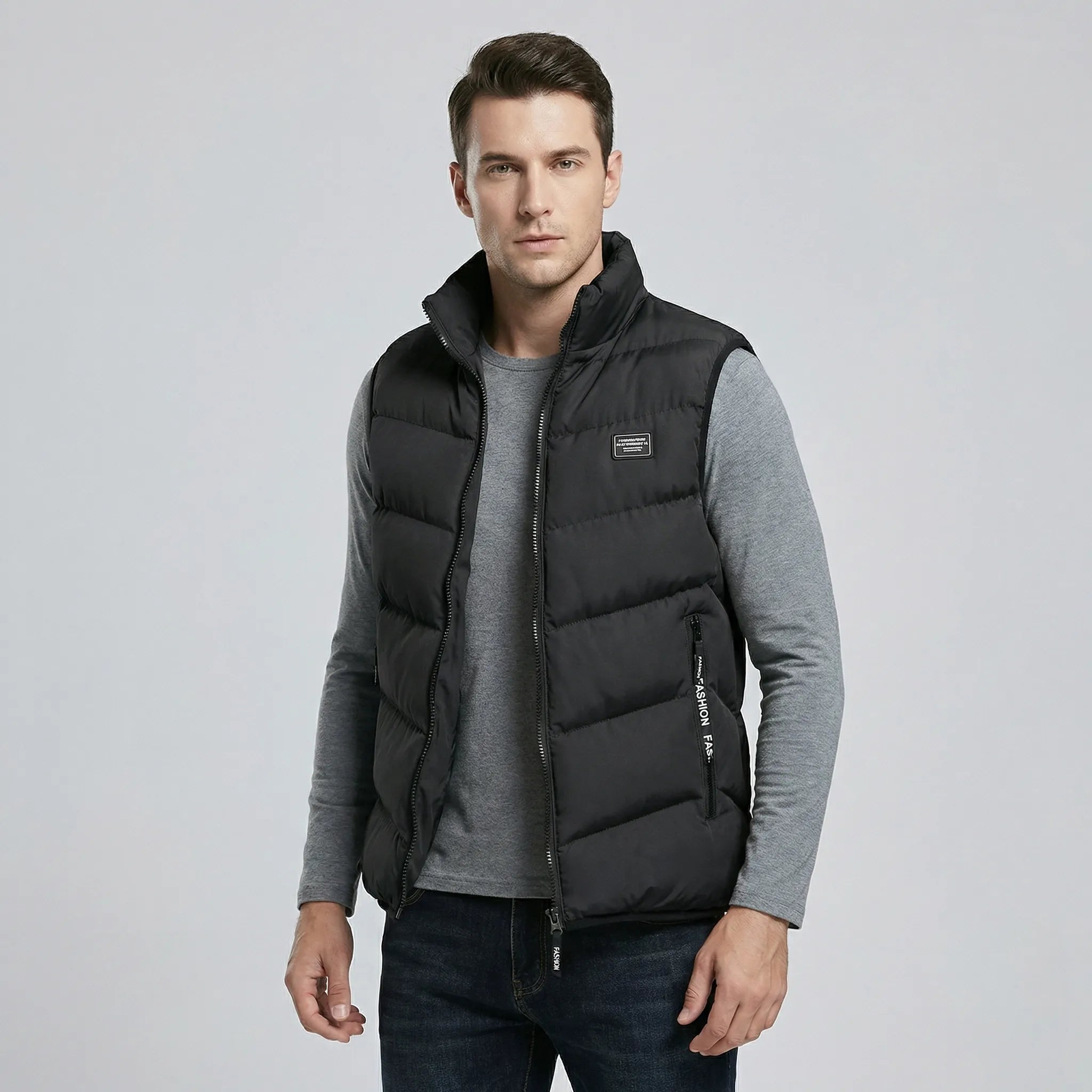 Men’s quilted sleeveless vest with front zipper and pockets