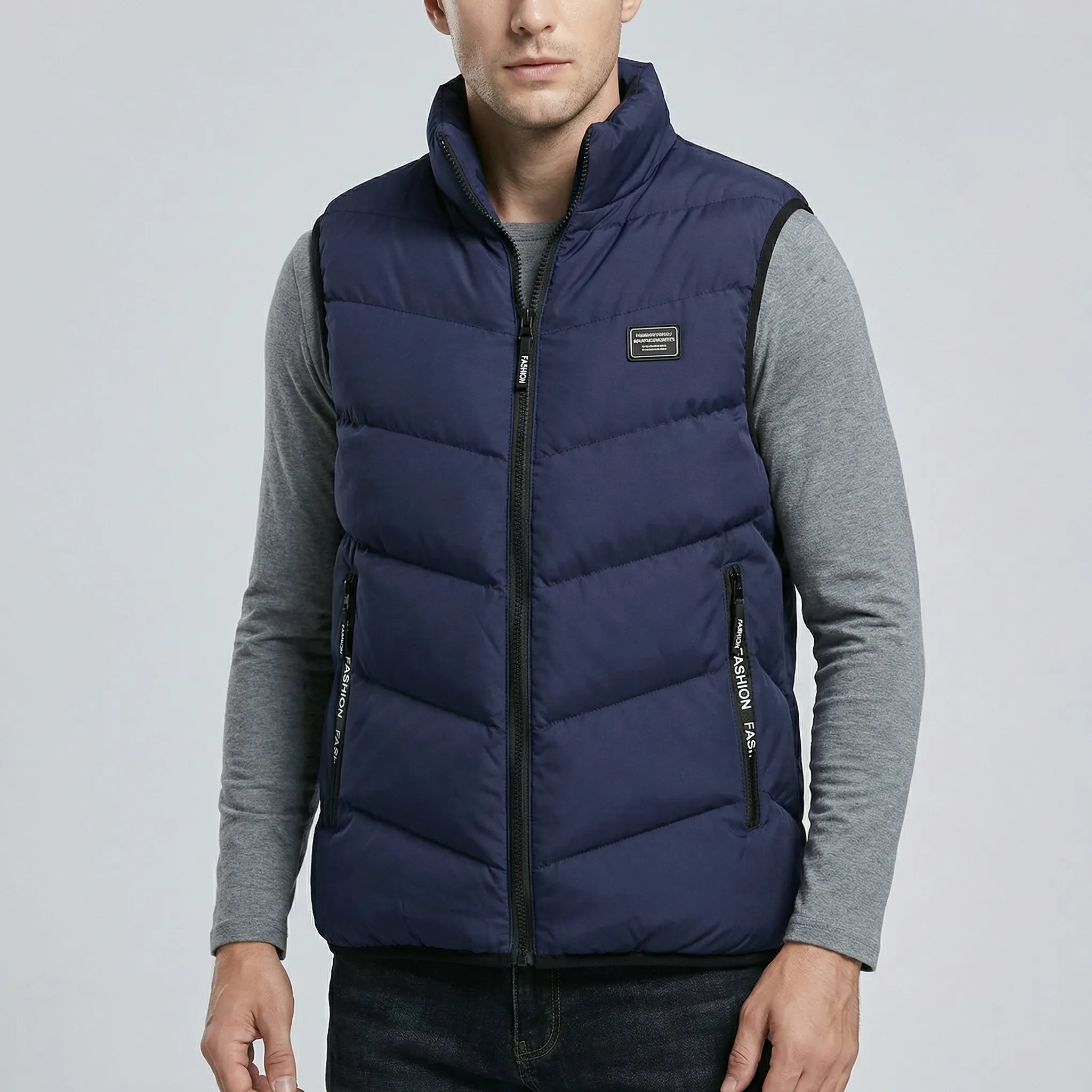 Men’s quilted sleeveless vest with front zipper and pockets