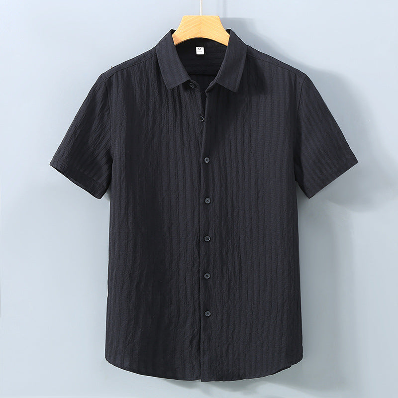 Men’s short sleeve textured stripe button shirt with point collar and curved hem for casual weary