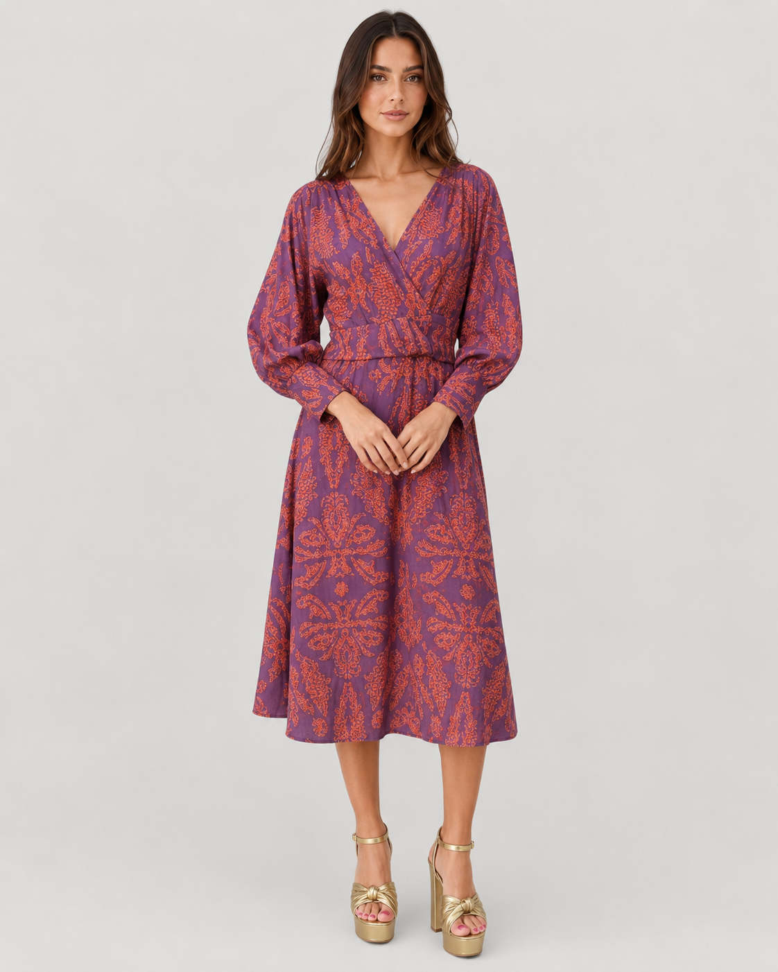 Women’s casual midi dress with short sleeves, soft lightweight fabric, and a relaxed straight fit, ideal for everyday wear, work, and casual outings.