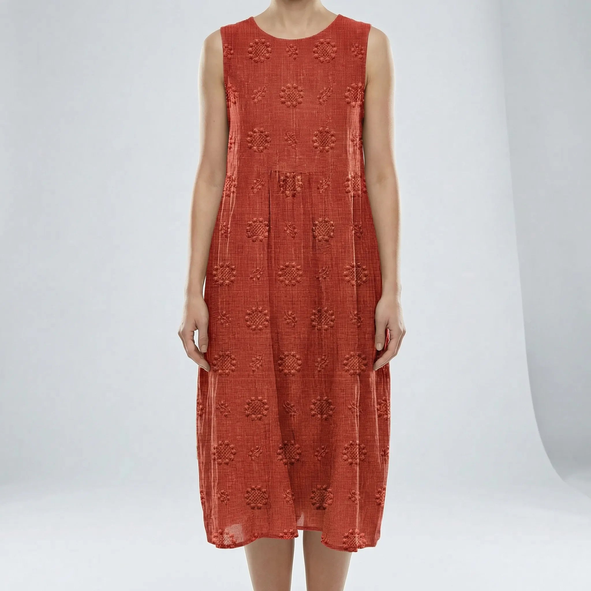 Women’s casual sleeveless midi summer dress with gathered waist and side pockets