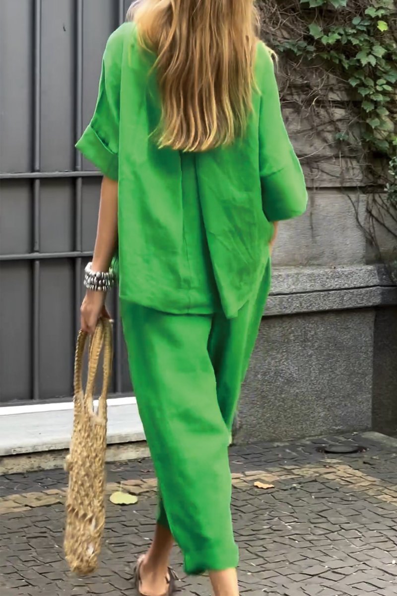 Women’s casual summer two-piece set with lightweight fabric and relaxed fit co-ord outfit for warm weather