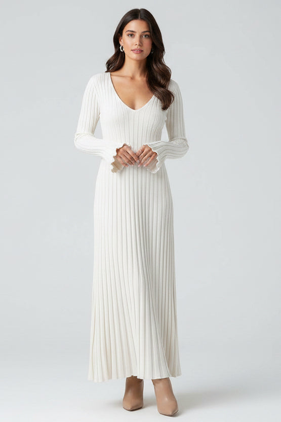 Women’s knitted long maxi dress in soft knit fabric with relaxed fit