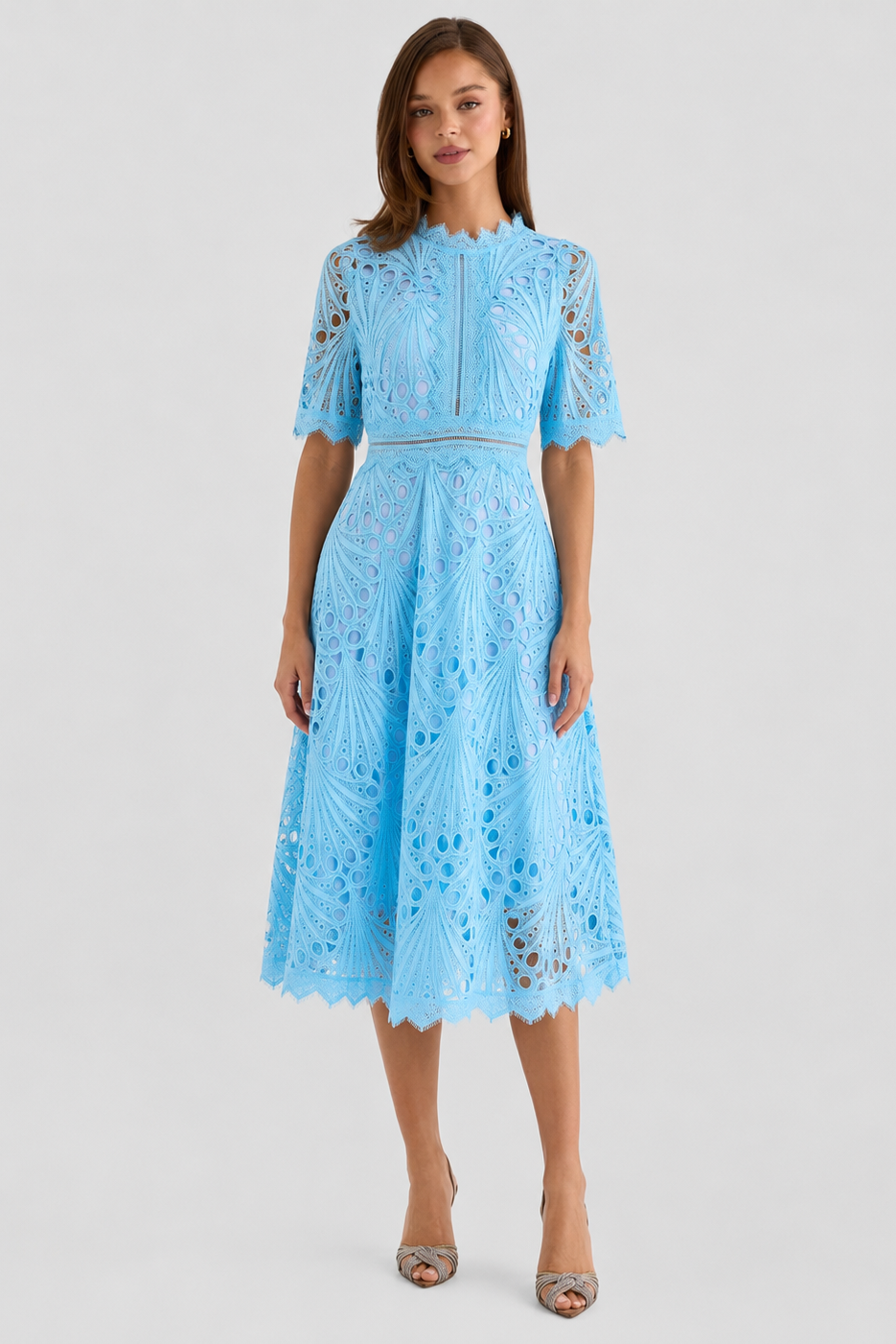 Women’s lace midi dress featuring a scoop neckline, lightweight lace fabric, and a relaxed midi-length silhouette, suitable for formal occasions, dinners, and casual wear.