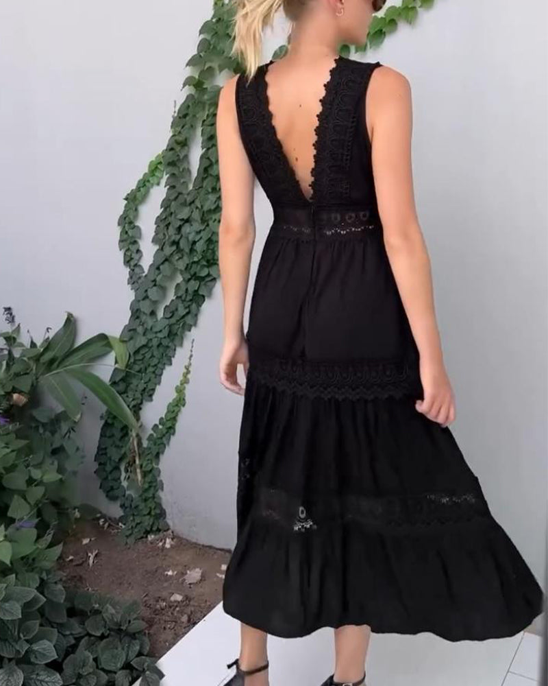 Women's sleeveless lace midi dress with V-neck and A-line silhouette