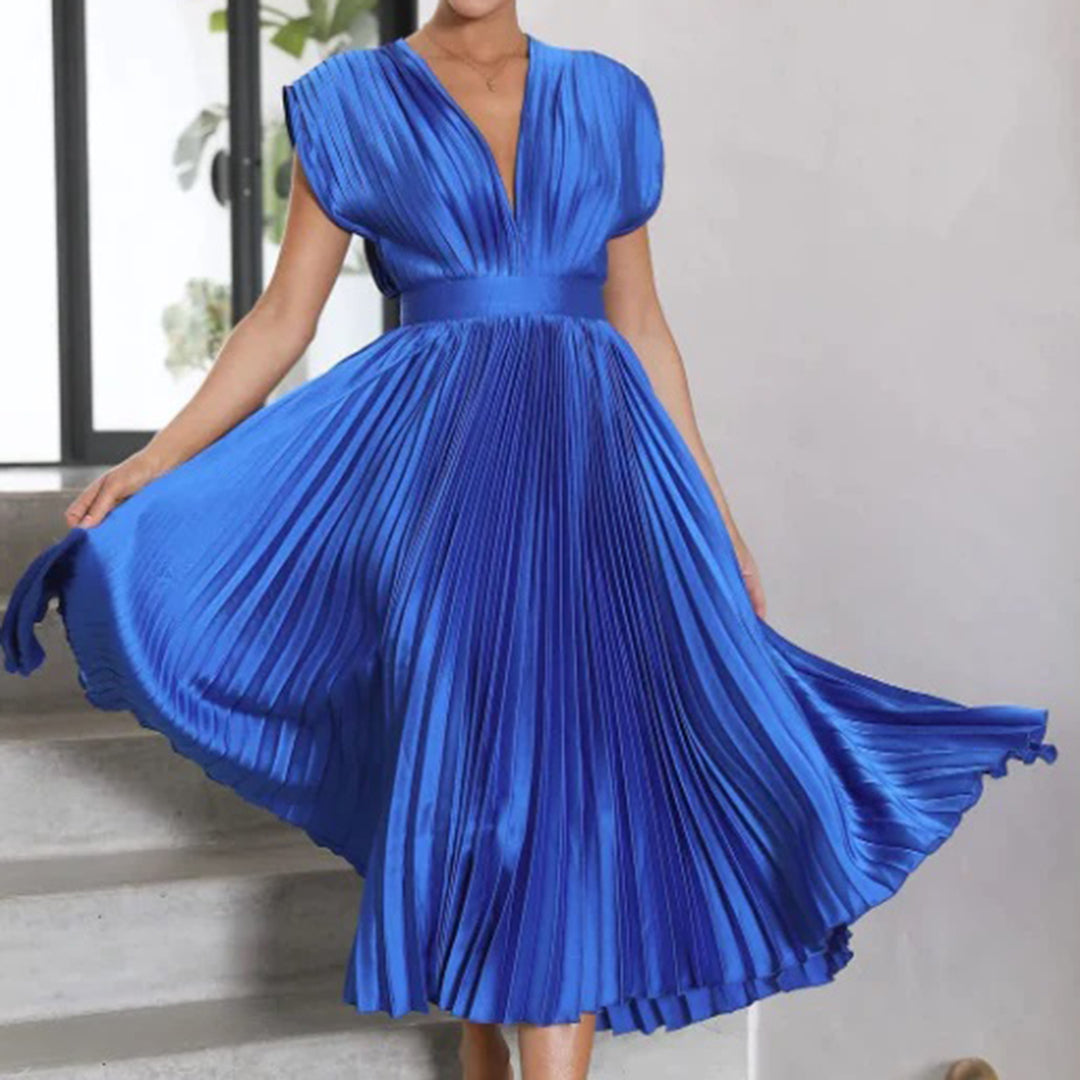 Women’s flattering midi dress for casual events and special occasions