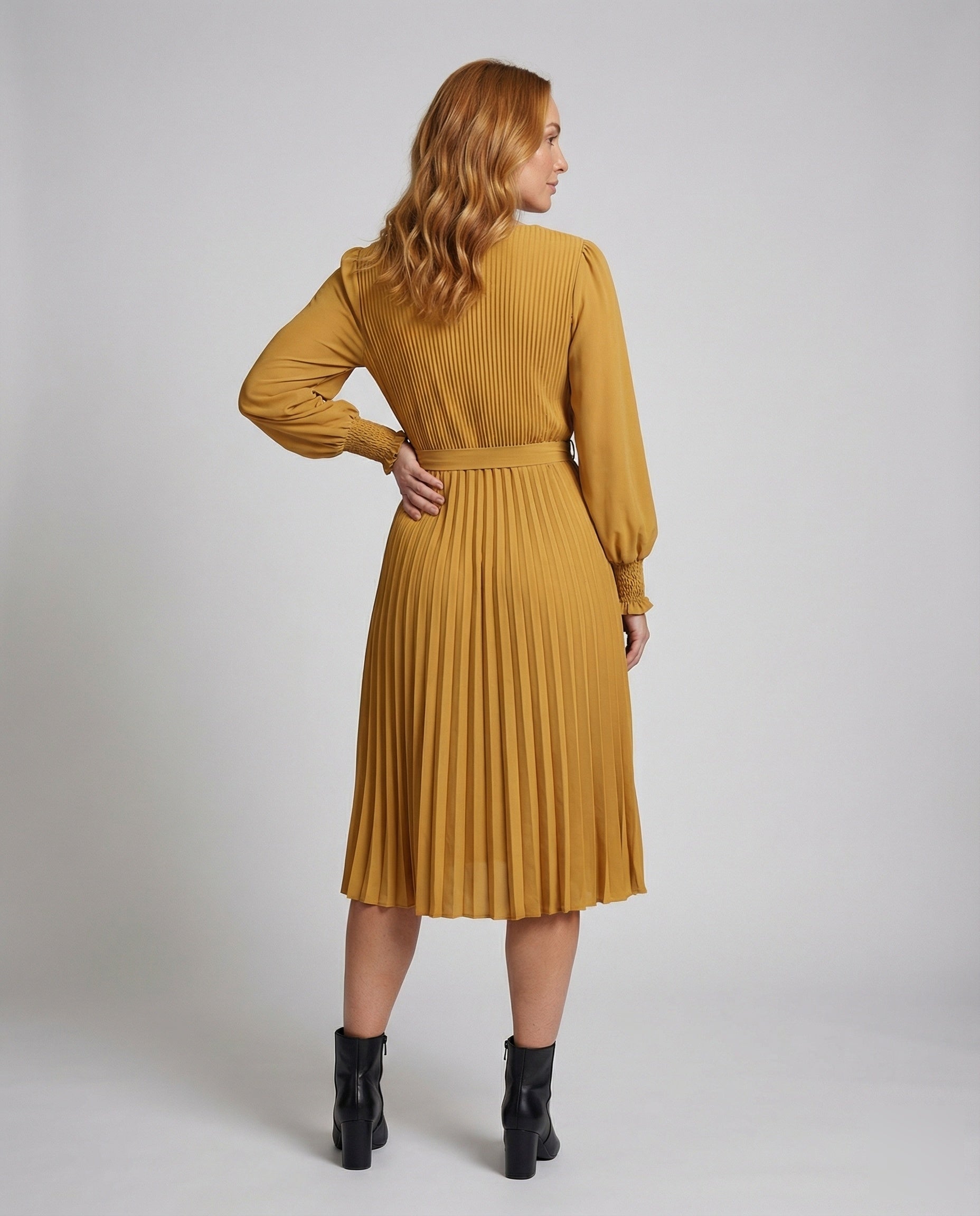 Women’s pleated maxi dress with balloon sleeves and detachable waist belt