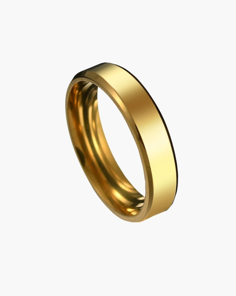 Bague en acier trinitaire